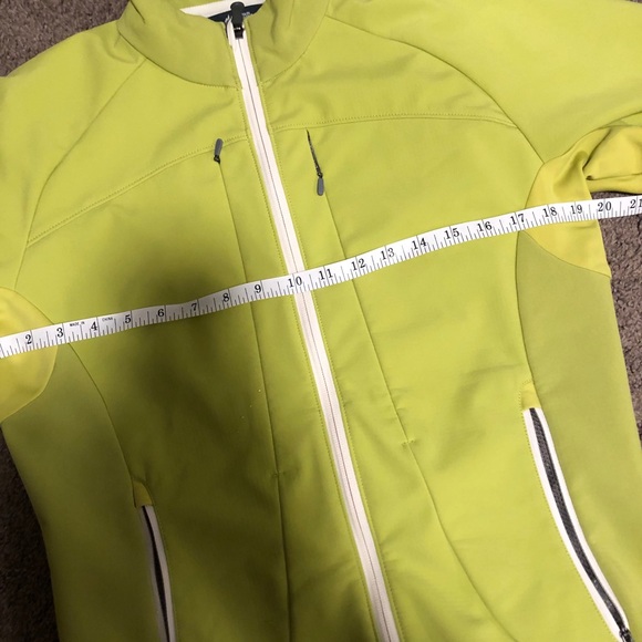 MEC running jacket - never worn, fits like a m/l - Picture 8 of 12